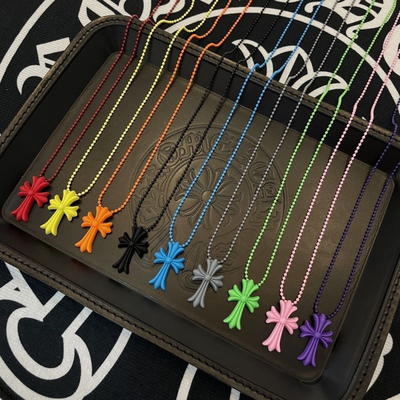 Ch*0me He**ts necklaces